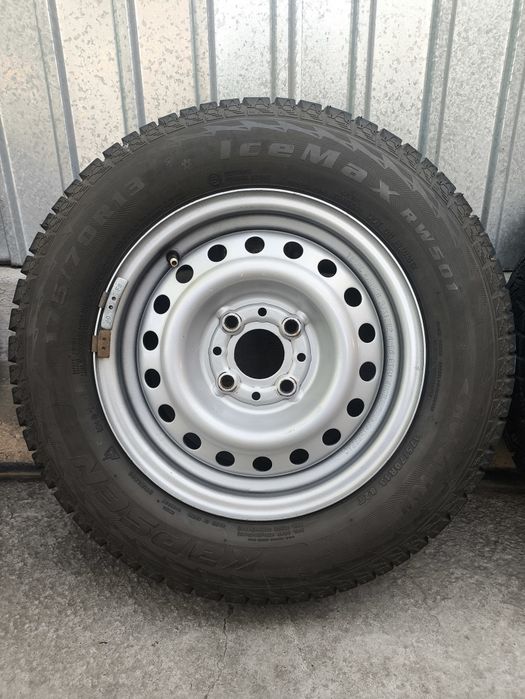 Kapsen 175/70/R13 зимние шины