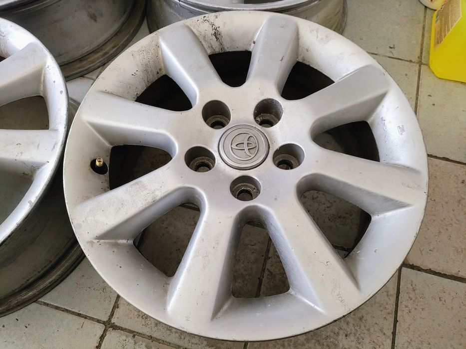 Оригинални джанти 16" Toyota Corolla verso