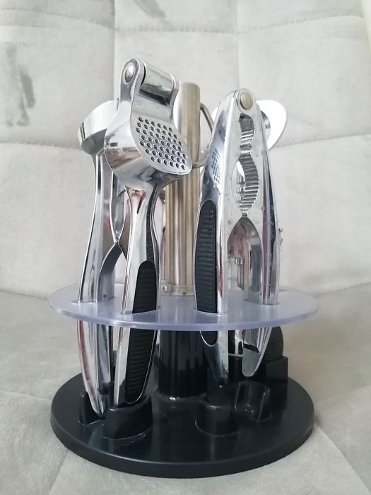 Набор кухонных инструментов