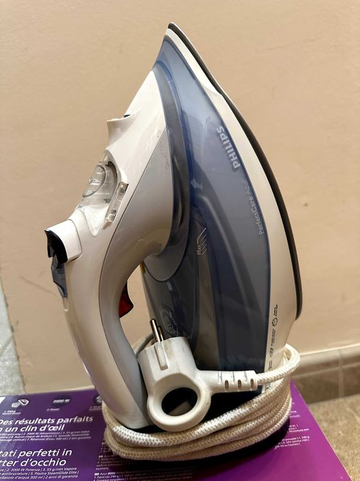 Ютия Phillips PerfectCare Azure, Iron