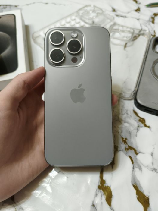 iPhone 15 pro 128 Gb