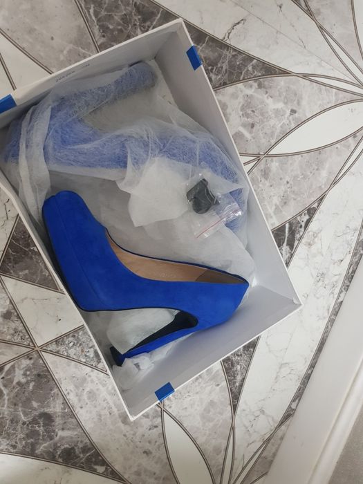 Туфли на высоком каблуке