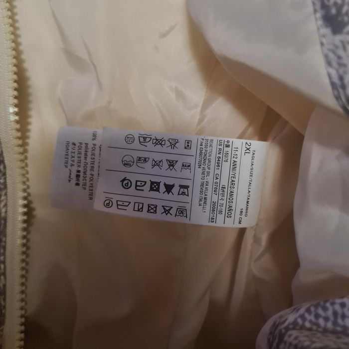 Geaca dama superba ,noua