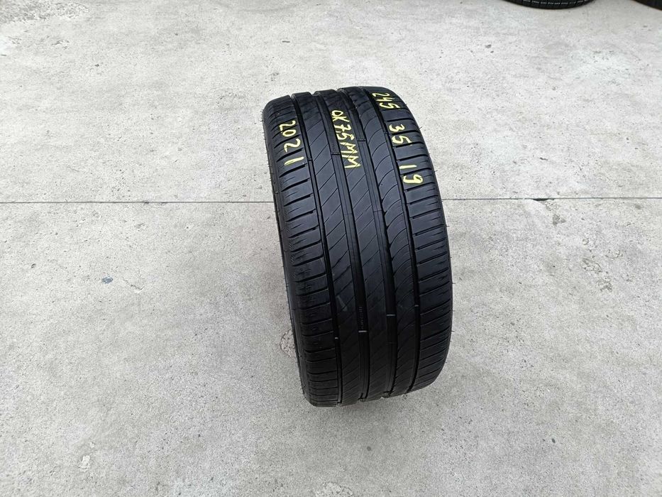 O anvelopa de vara 245 35 19 kleber dynaxer uhp profil 7,5 mm