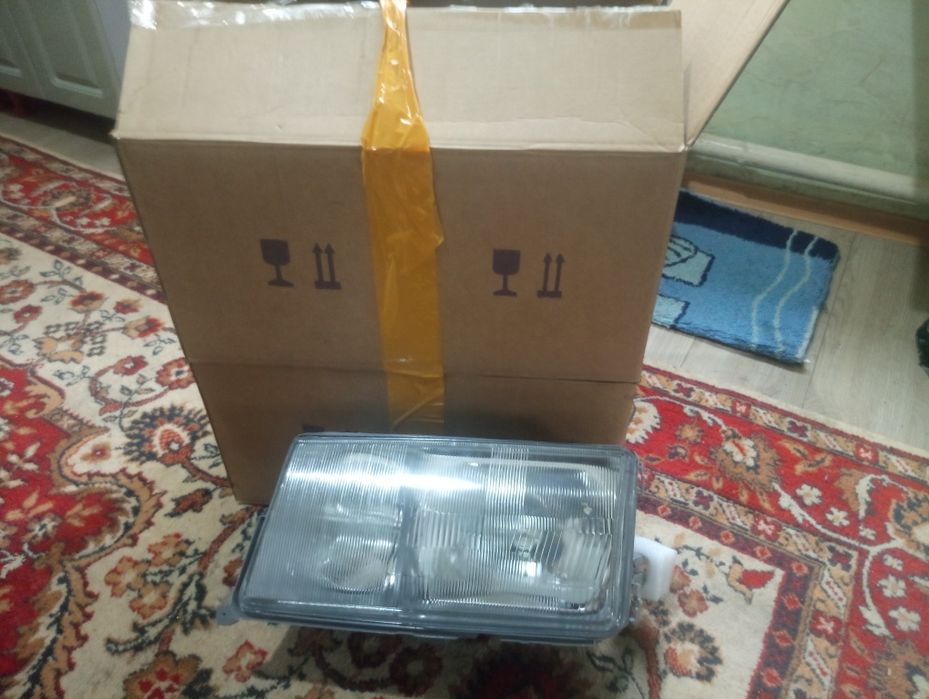 Фары на Мерседес 190