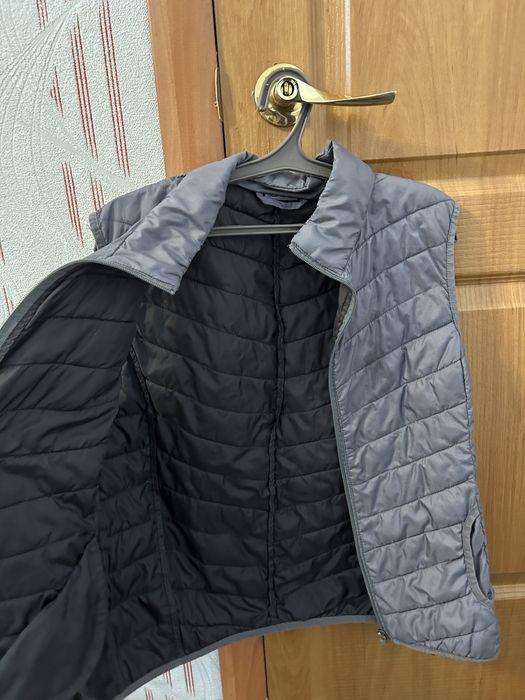 Желетка легкая красивая