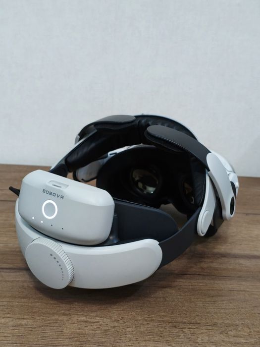 Срочно продам meta quest 3