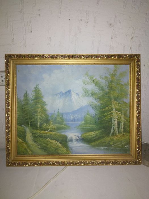 Картина на холсте 5000 теңге.