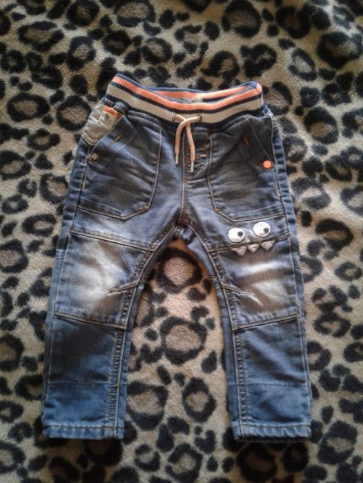 Джинсы на мальчика.