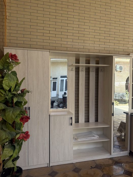 Кухиний мебел + шкаф ойналиг