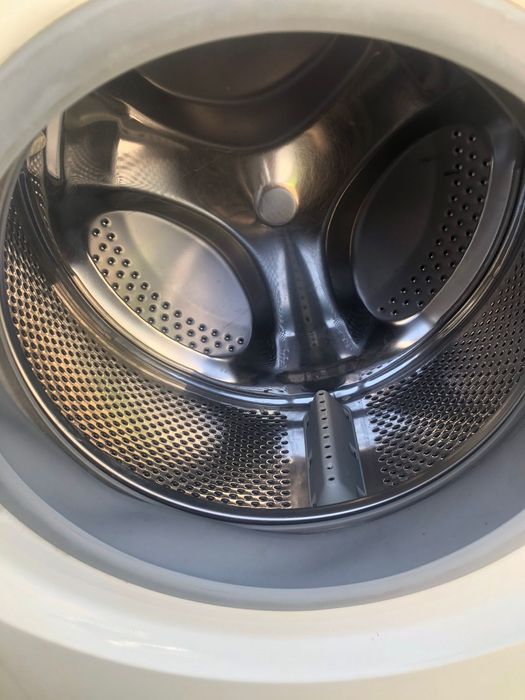 Стиральная машина indesit  б/у