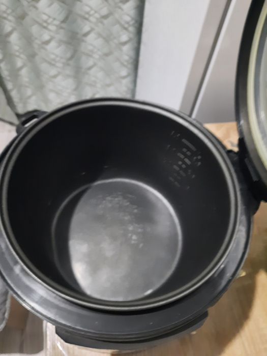 Продаётся мультиварка