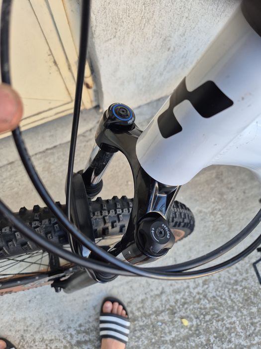 Bicicleta cube aim slx 29