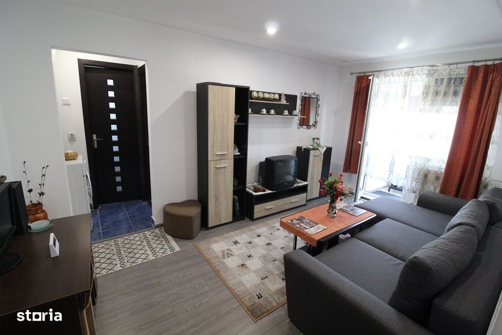 Vând apartament 2 camere în Hunedoara, zona M5-Str.Rândunicii, 40mp — fotografia 1