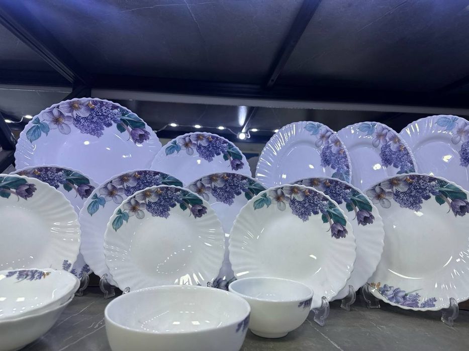 Новый набор посуды.  Небьющийся. Оригинал фирма 777