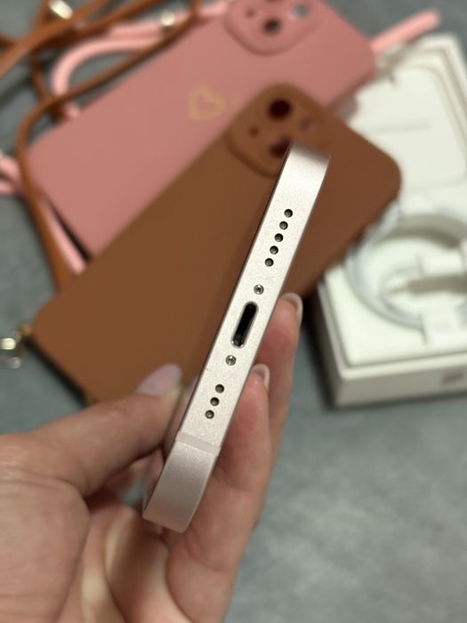 iPhone 13 256GB Roz – Ca Nou + 2 Huse