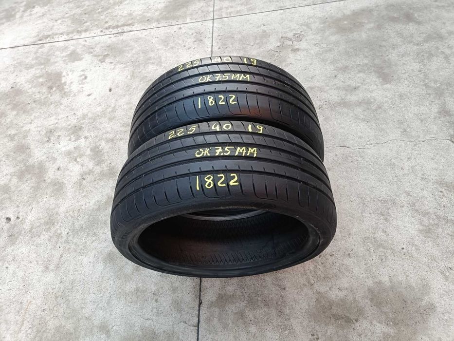 Doua anvelope de vara 225 40 19 goodyear asymmetric 1822
