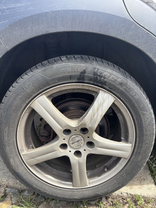 Vand 4 cauciucuri fara jante Hankook pe 17