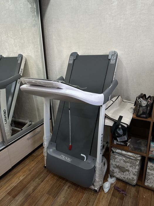 Продам беговую дорожку