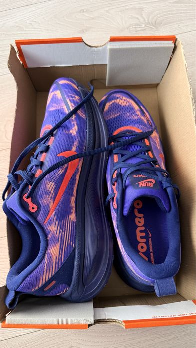 Nike Vomero 18 SE