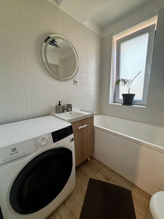 Apartament 3 camere mobilat