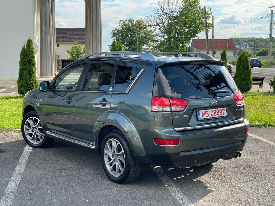 Citroen C-Crosser Euro 5  2.2 HDi 156 cp  4x4  automat  7 locuri FULL!