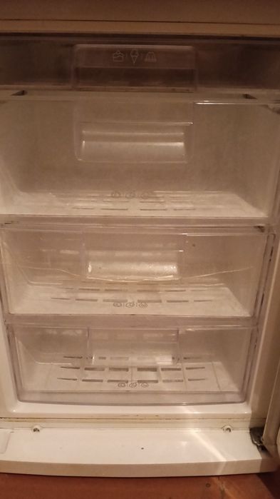 Продам холодильк