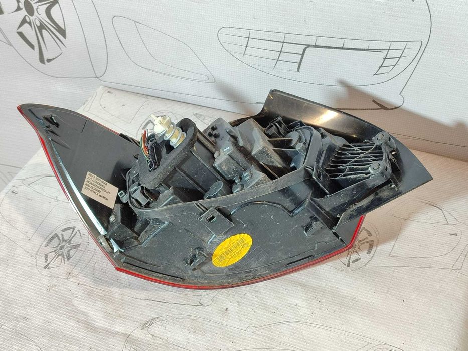 Stop aripă spate dreaptă Hatchback Seat Ibiza V KJ 2018 1.0 Benzină Cod OEM: 6F0945208J (5G3)