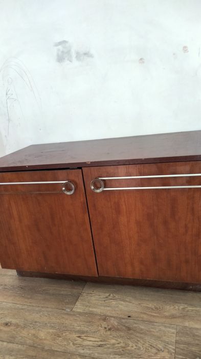 Тумба под телевизор