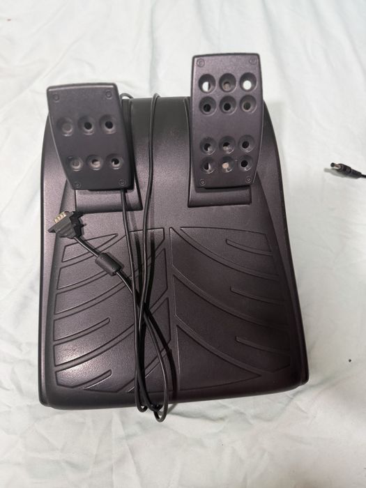 Logitech Driving Force GT