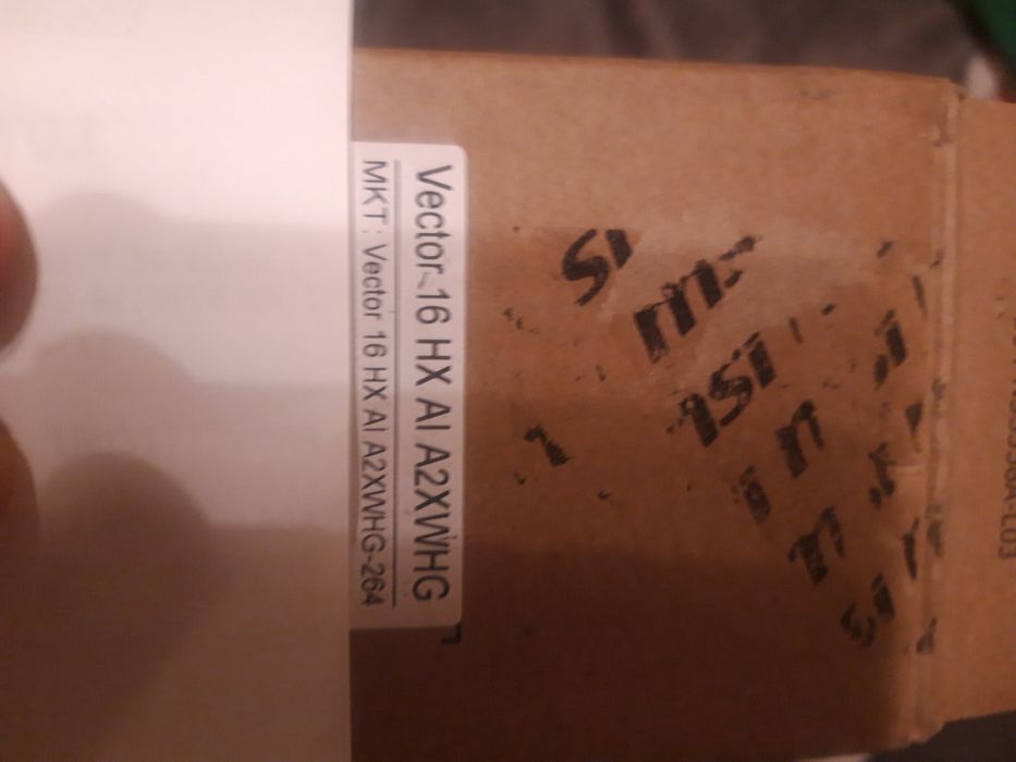 Msi vector 16 HX AI A2XWHG