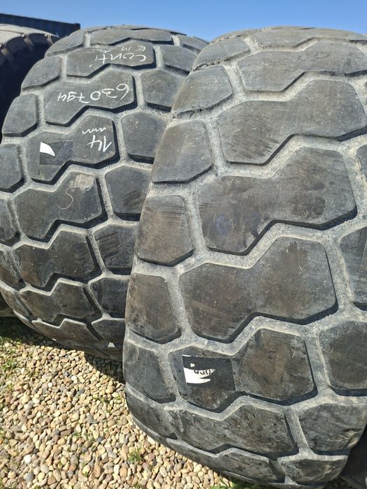 Anvelope 23.5R25 Continental