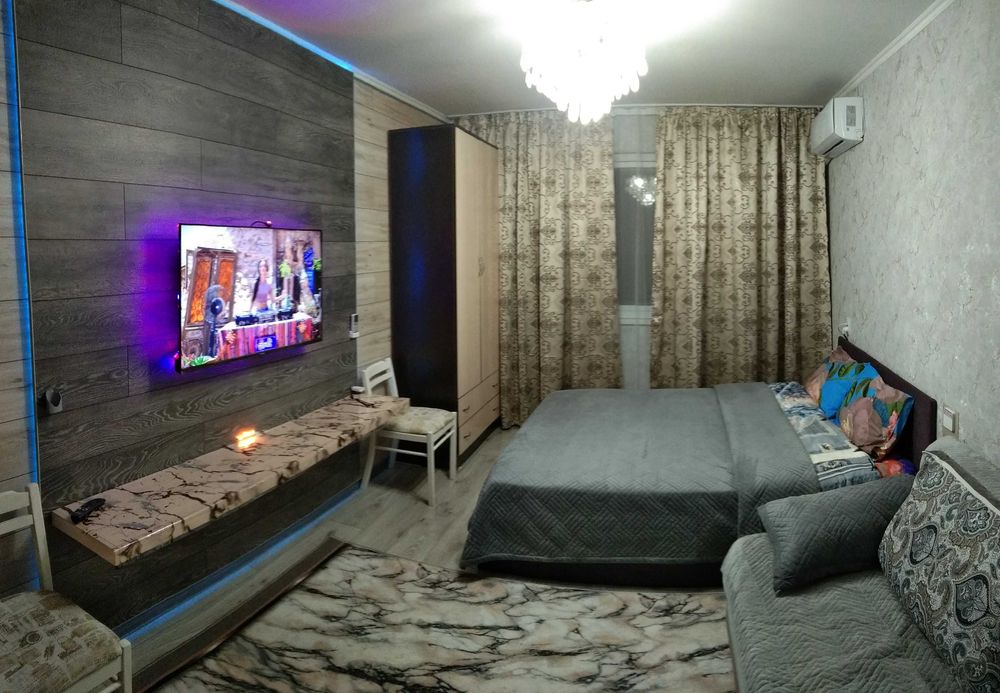 2-я кв-ра. в цетре 8 микр. Уют и удобства в полном наборе