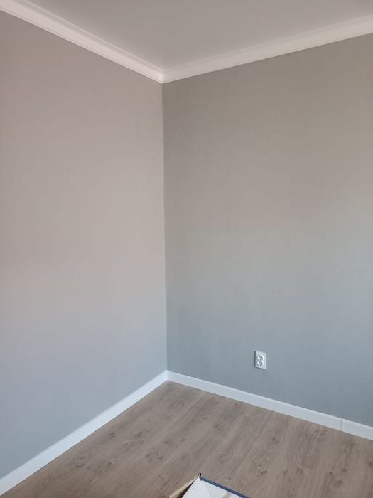 Поклейка обоев качественно