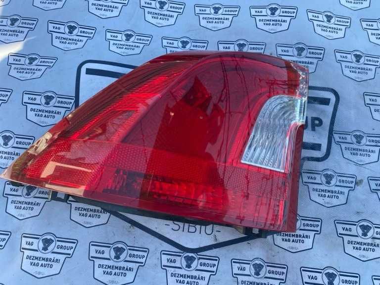 Stop stanga  dreapta OEM VOLVO S60 2009 - 2016 cod 30796267  30796268