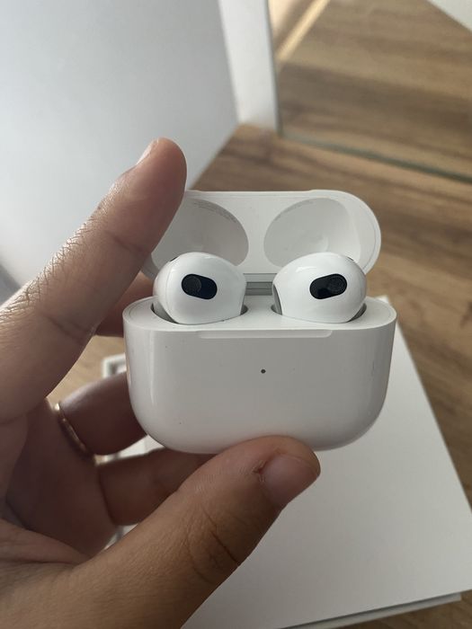 AirPods оригинал, полный комплект