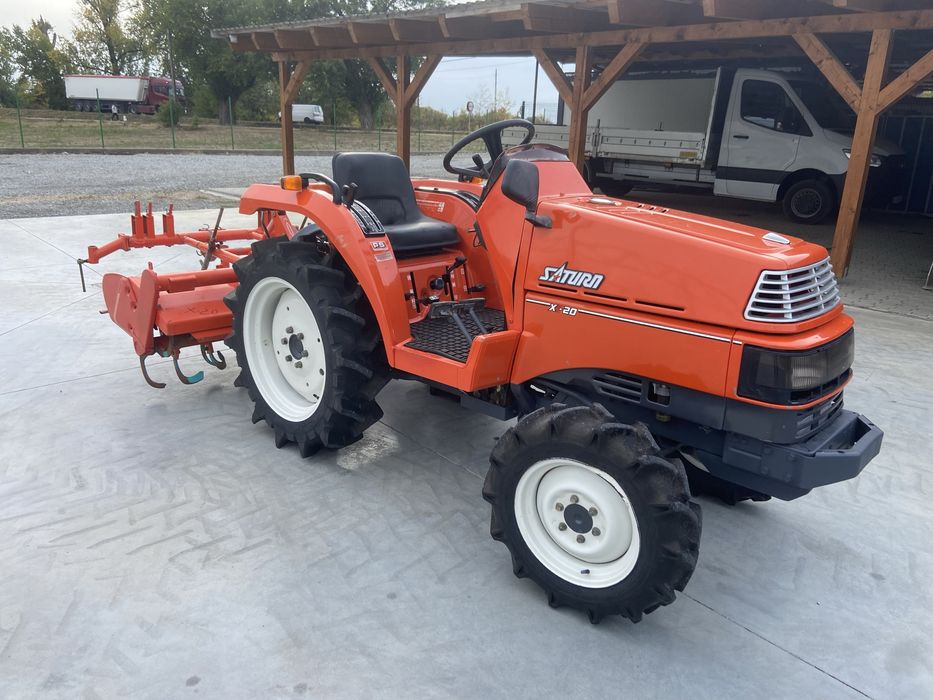 Tractor japonez Kubota X20, 4x4, 20cp, 4 pistoane + freza