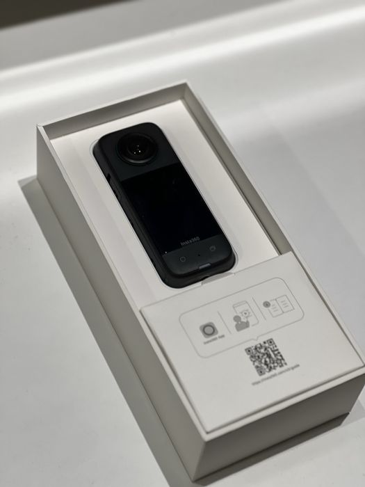 Камера Insta 360 X3