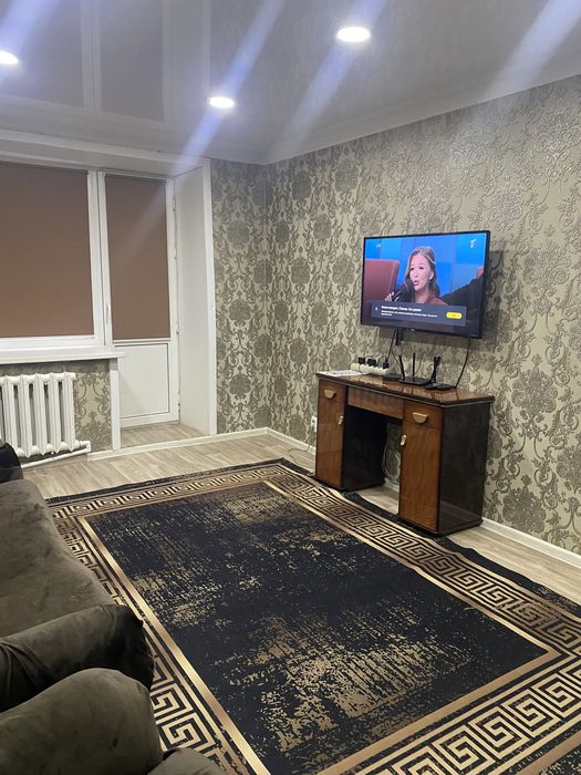 Сдается 2 комнатная квартира на левом берегу