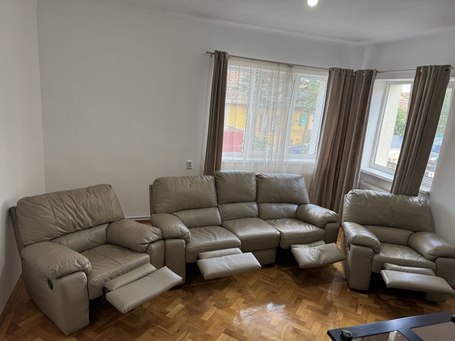 Canapea recliner plus două fotolii