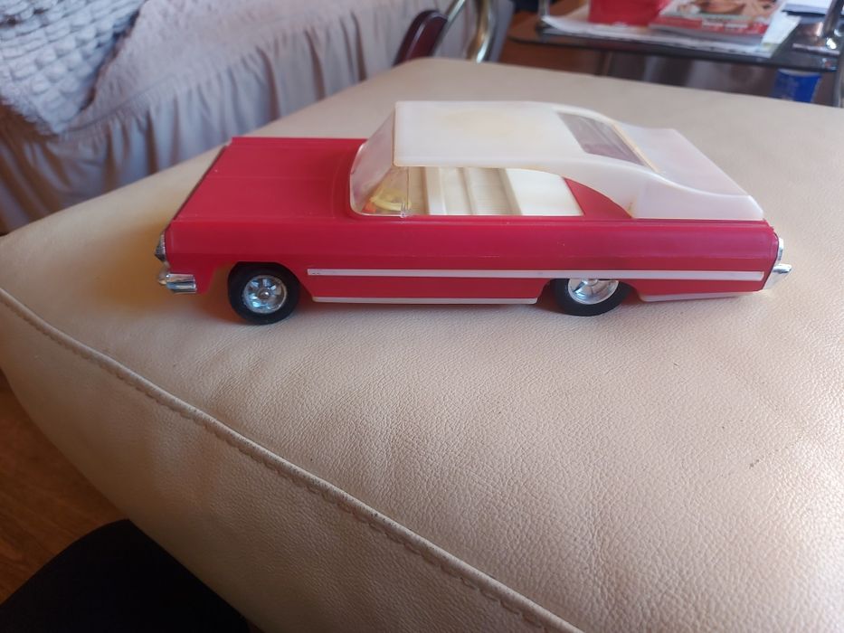 Ретро количка Шевролет