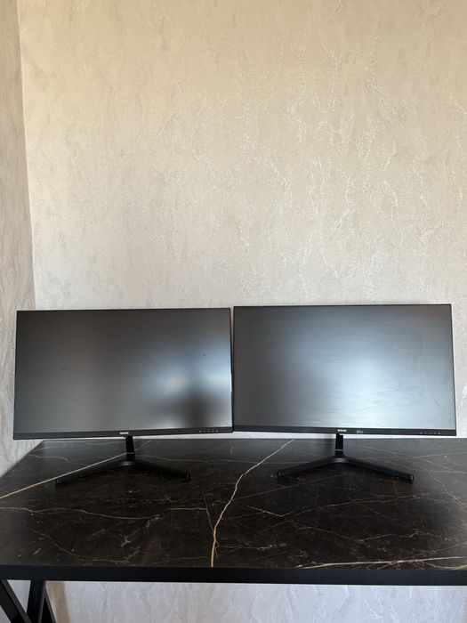 Мониторы хорошем состояние