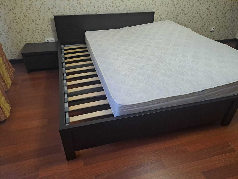 Двухспальня кровать