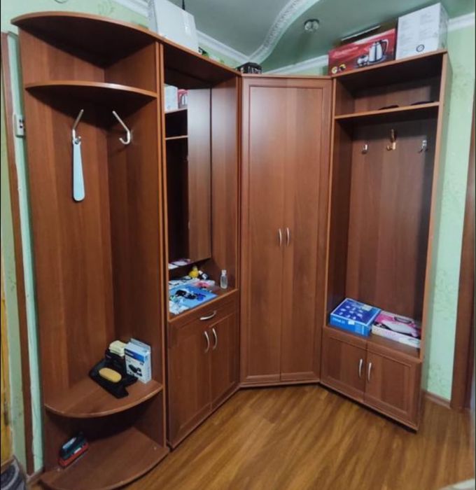Продам прихожую