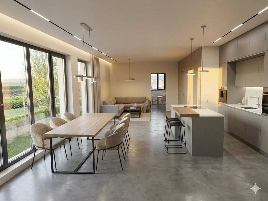 Модерен дом с двор в гр. Костинброд!