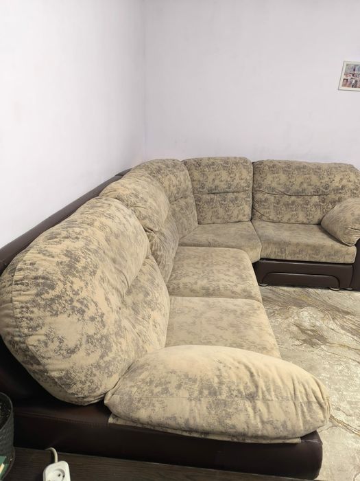 диван угловой большой раскладной  б/у