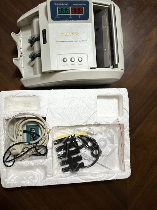 "Weirong" pul sanash mashinkasi sotiladi