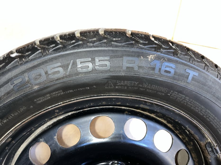 Jante de otel r16 cu anvelope de iarna uniroyal 205/55 r16