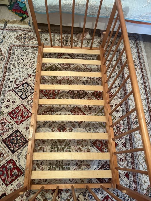 Детский манеж с матрасом