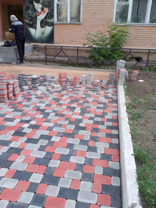 Укладка брусчатки.Поребрик. Бордюры!!!